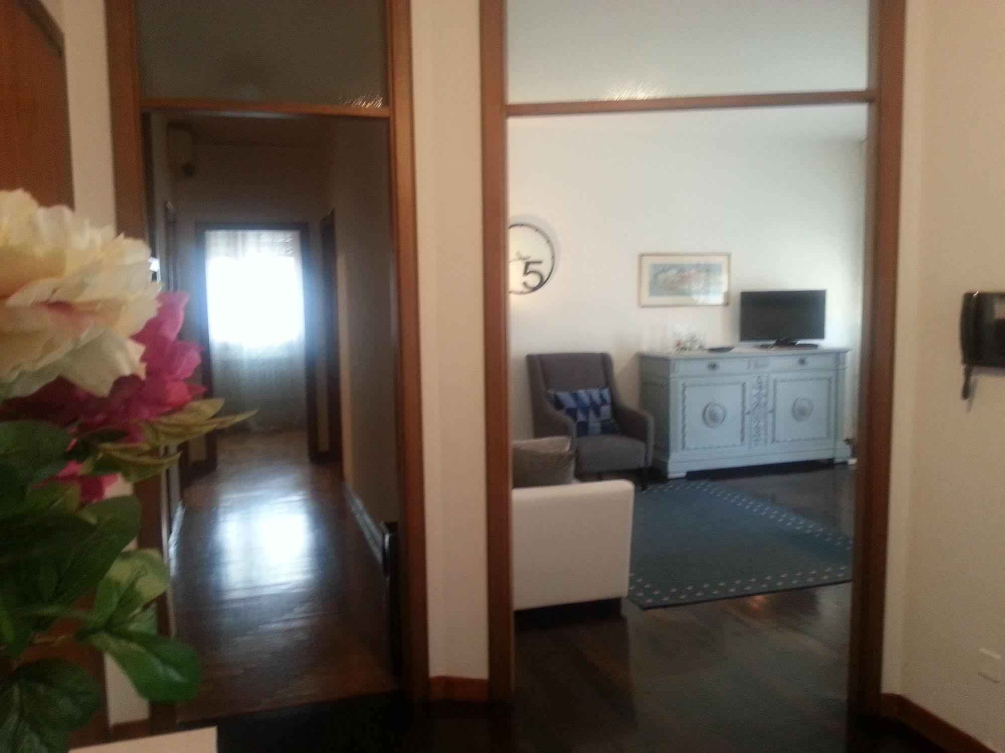 Appartamento Con 2 Camere E Garage Privato! Padova Eksteriør bilde